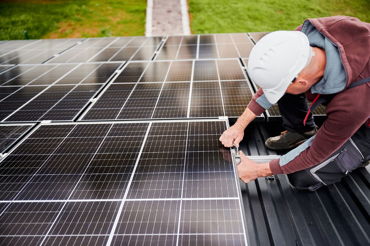 Residential home with Solar Panels on rooftop